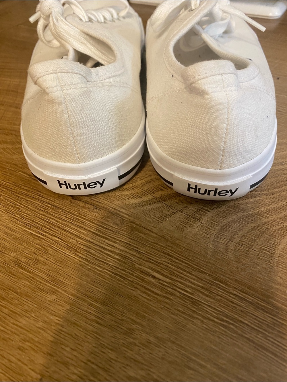Hurley White Canvas Low-Top Sneakers - Picture 3 of 4